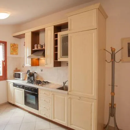 Pittulongu Sleeps 4 Apartment